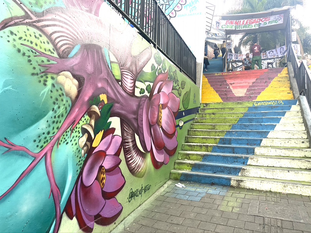 graffiti in Comuna 13 in Medellín 