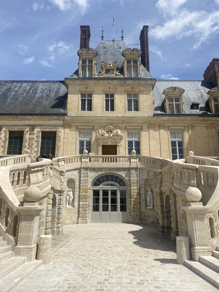 Chateau de Fontainebleau stairs